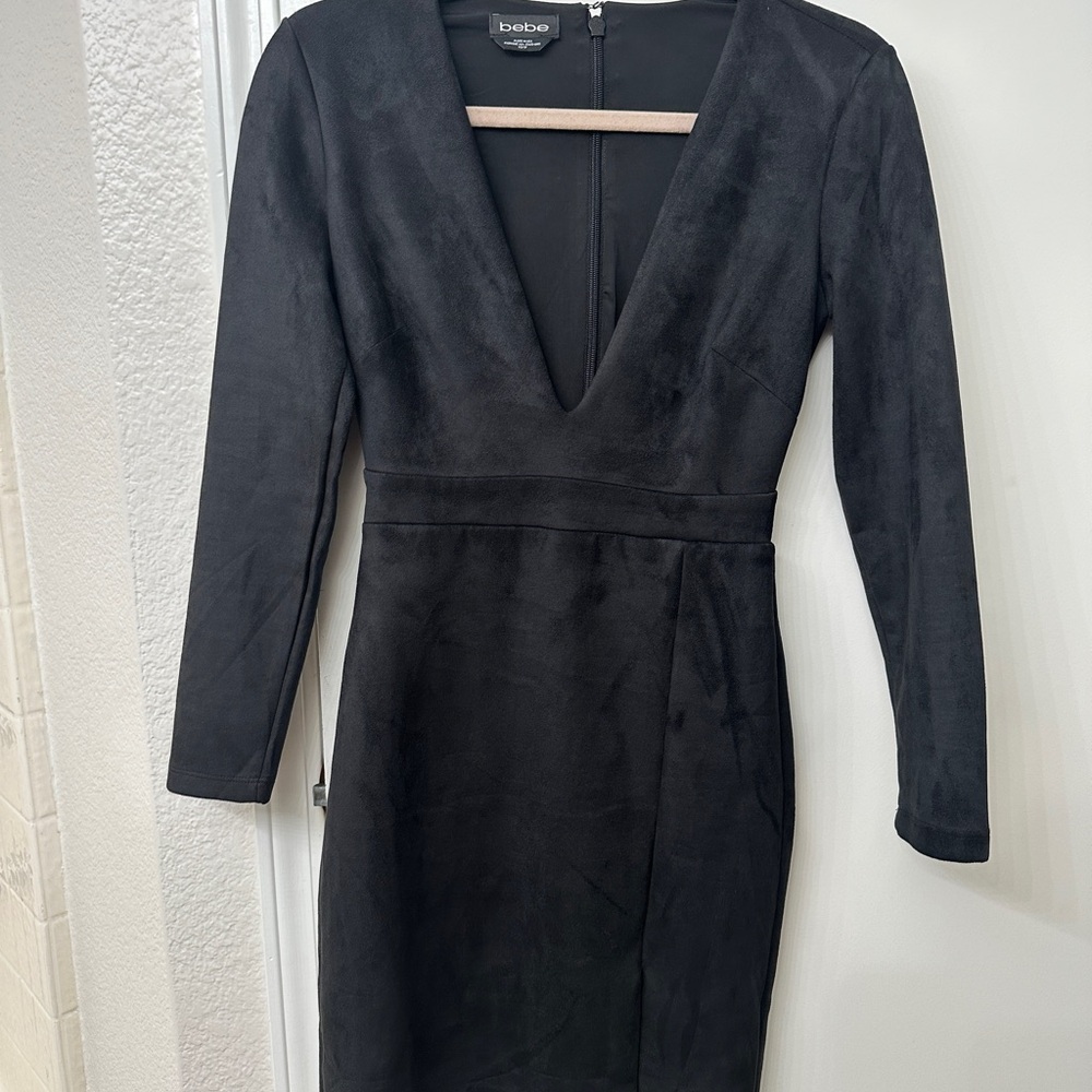 Bebe Elegant Black Long Sleeve Plunge Neck Body Con Dress